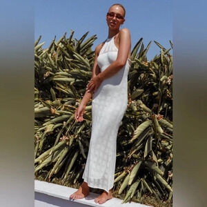 INDI LUXE by INDIKAH Bermuda Shore Crochet Halter Maxi Dress Size Medium